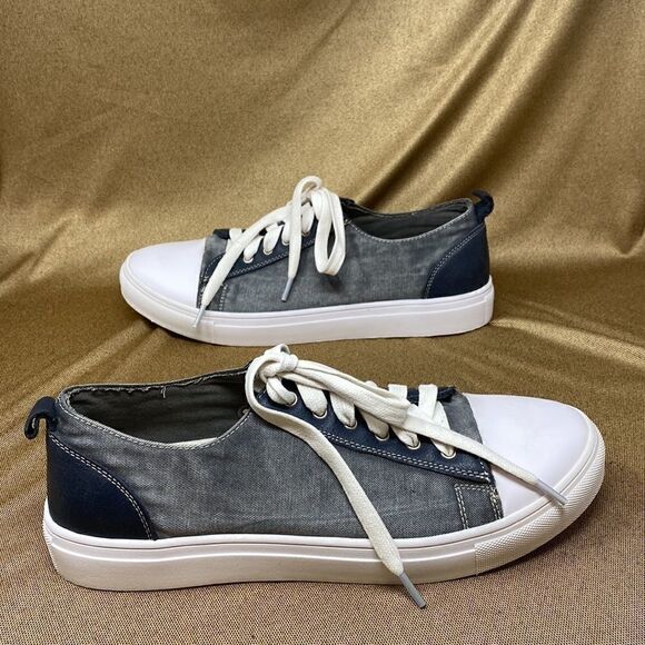 Roots Natural Comfort and Health Cap Toe Sneakers - Picture 5 of 14